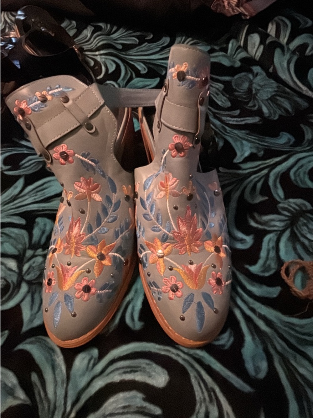 Embroidered Floral Cutout Women’s Ankle Boots - Blue